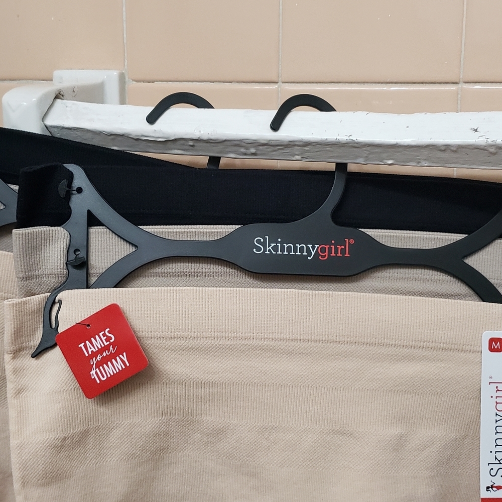 NWT Skinnygirl 3Pk Shapewear; Szs M & L. Tan/Nu/Blk; Tames Your Tummy.$35 Each. - Picture 3 of 15